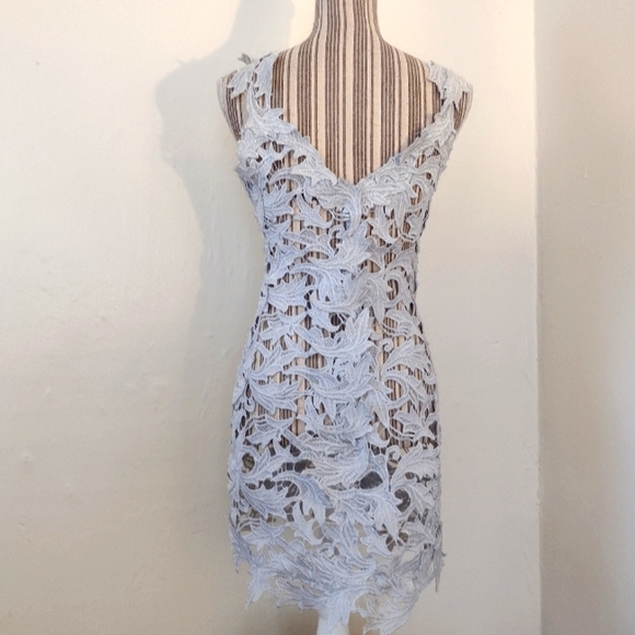 M & GUIA Brazil Silver Embroidered Floral Vine Lace Mini Dress Fits Size S - Picture 3 of 14